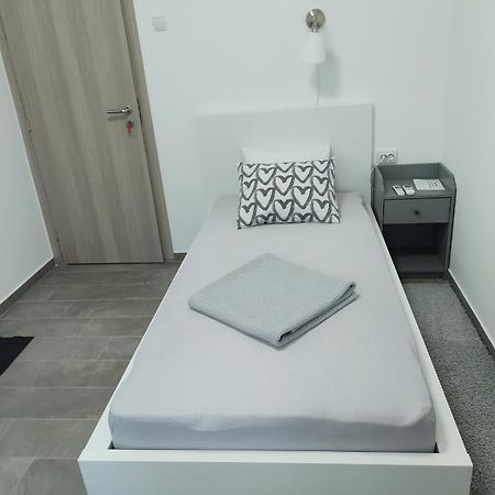 Happy Room Karlovac Ngoại thất bức ảnh