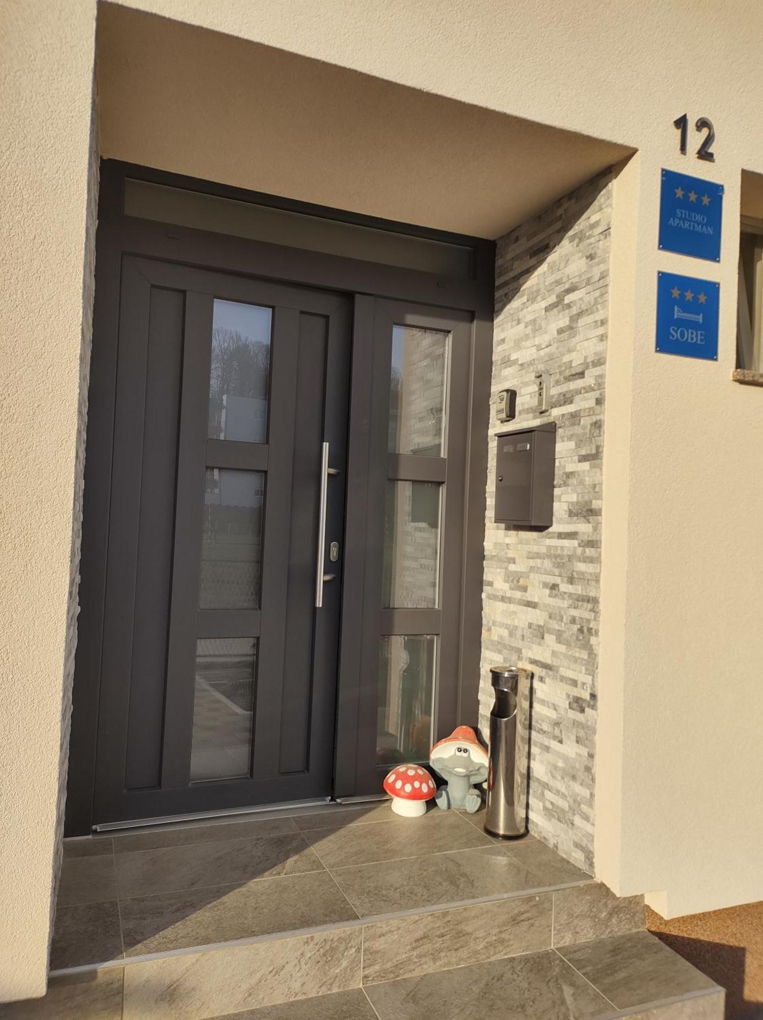 Happy Room Karlovac Ngoại thất bức ảnh